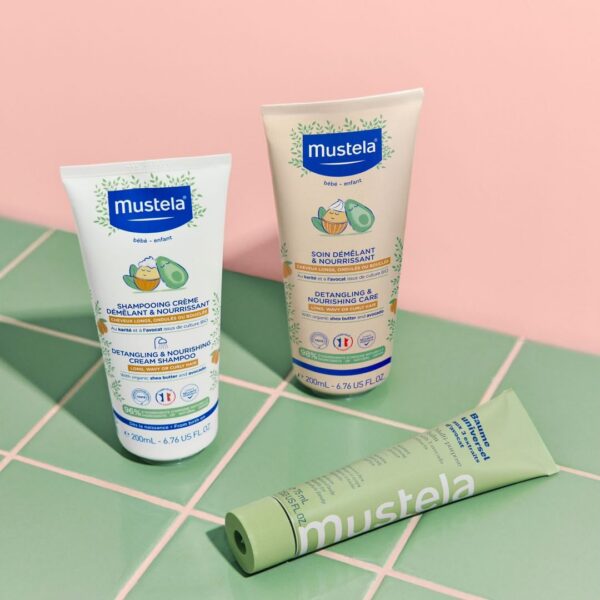 Mustela shampooing crème démêlant & nourrissant